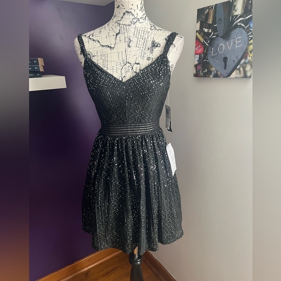 City Sudio Sequined Sexy Dress NWT - Picture 1 of 12